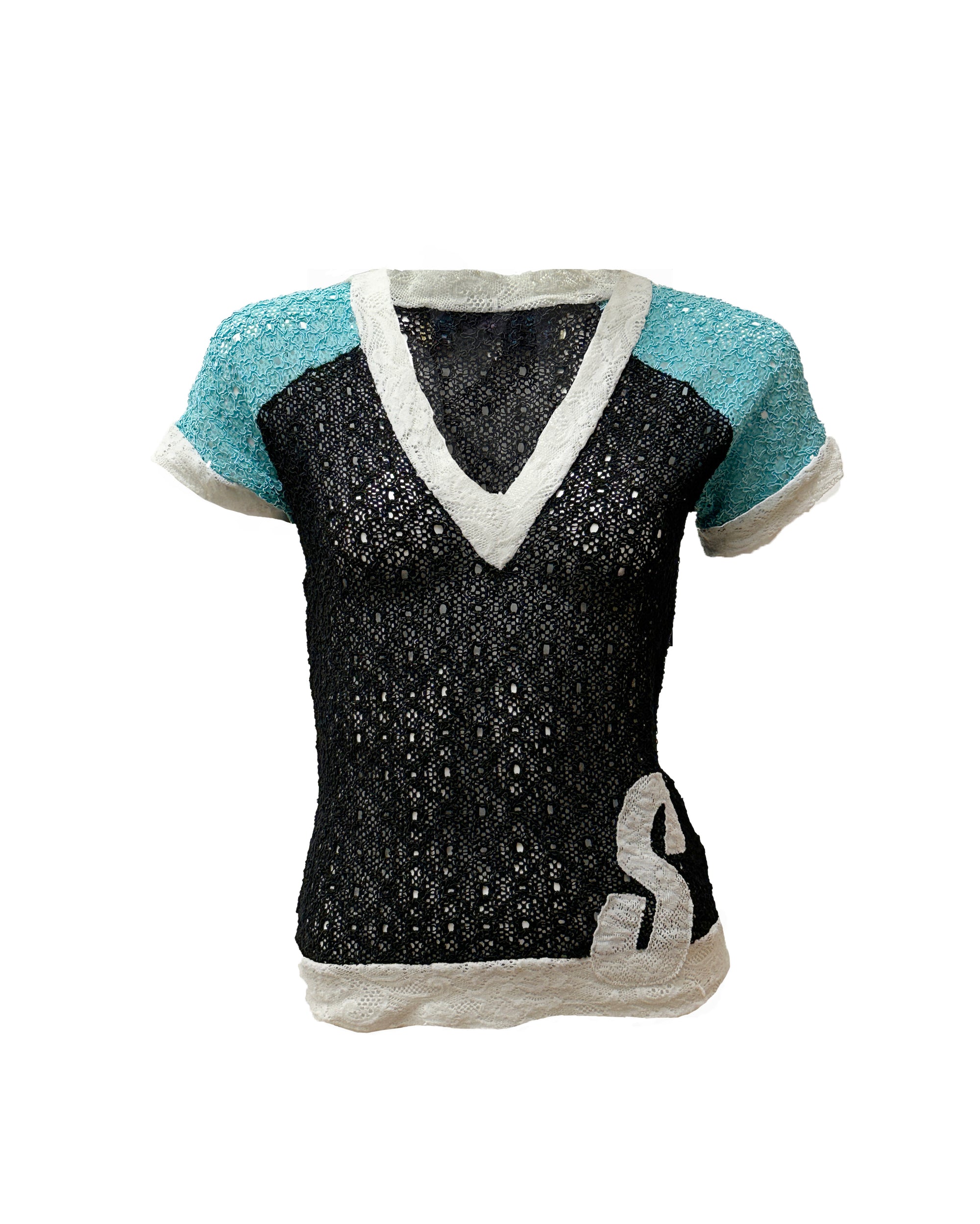 Lace Appliqué V-Neck Tee