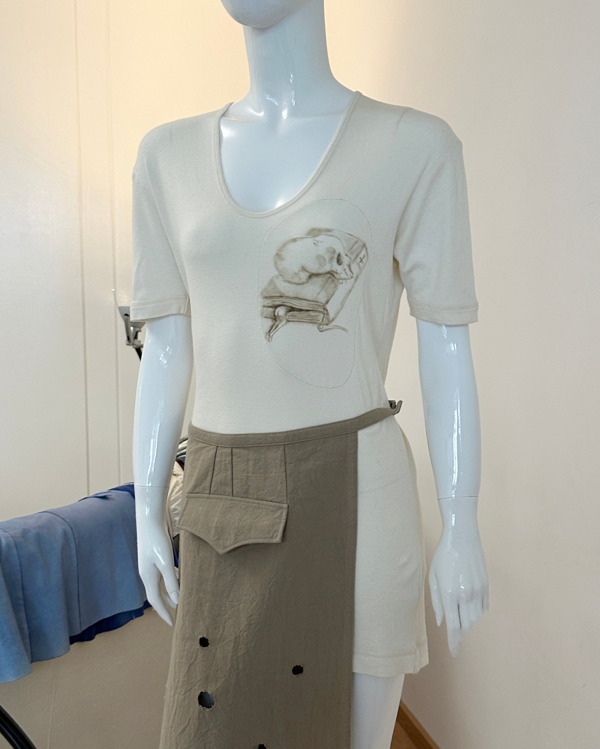 TALKING ABOUT ABSTRACTION Skull Tee M