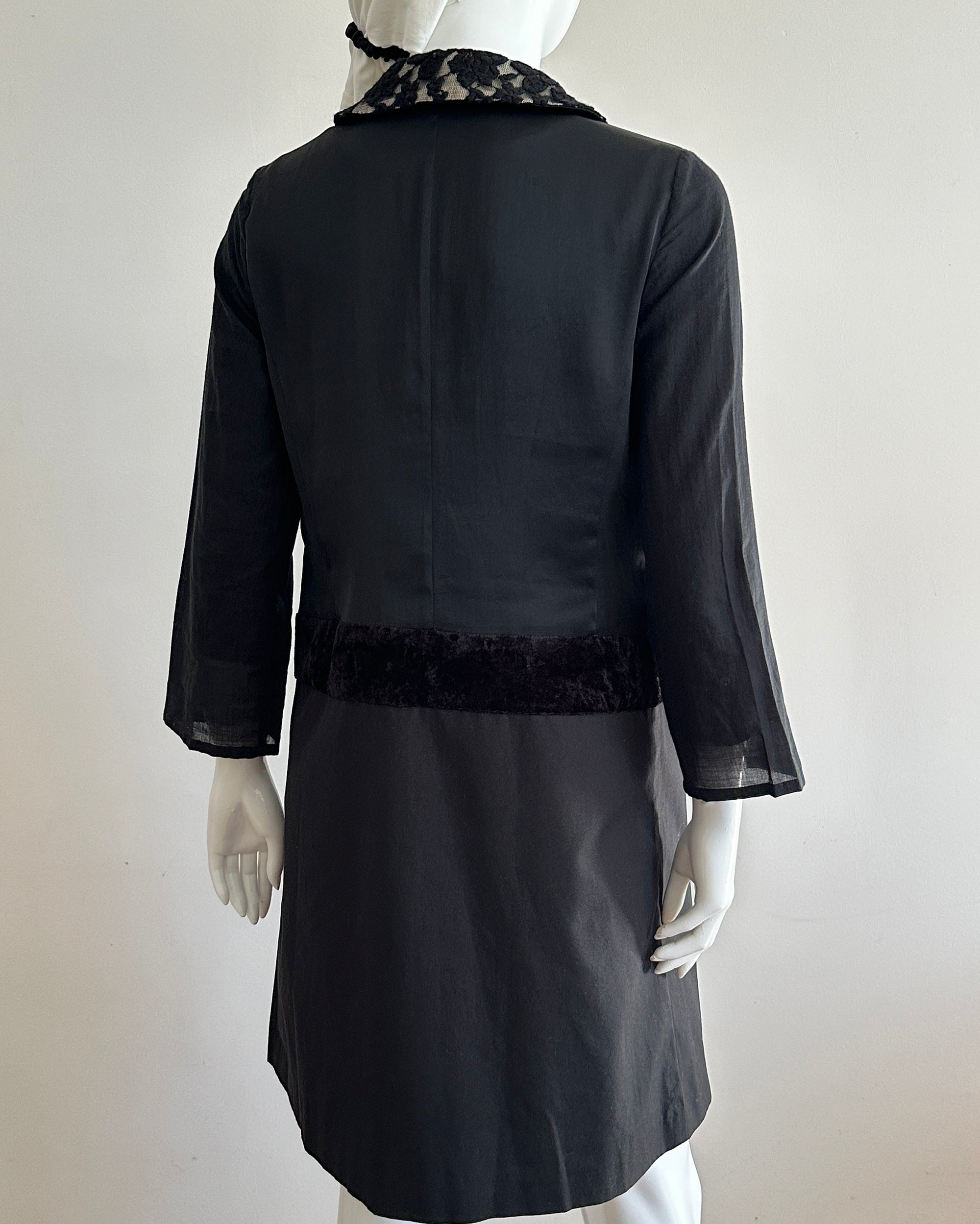 SUNAO KUWAHARA Black Lace & Velvet Panel Coat-Dress M