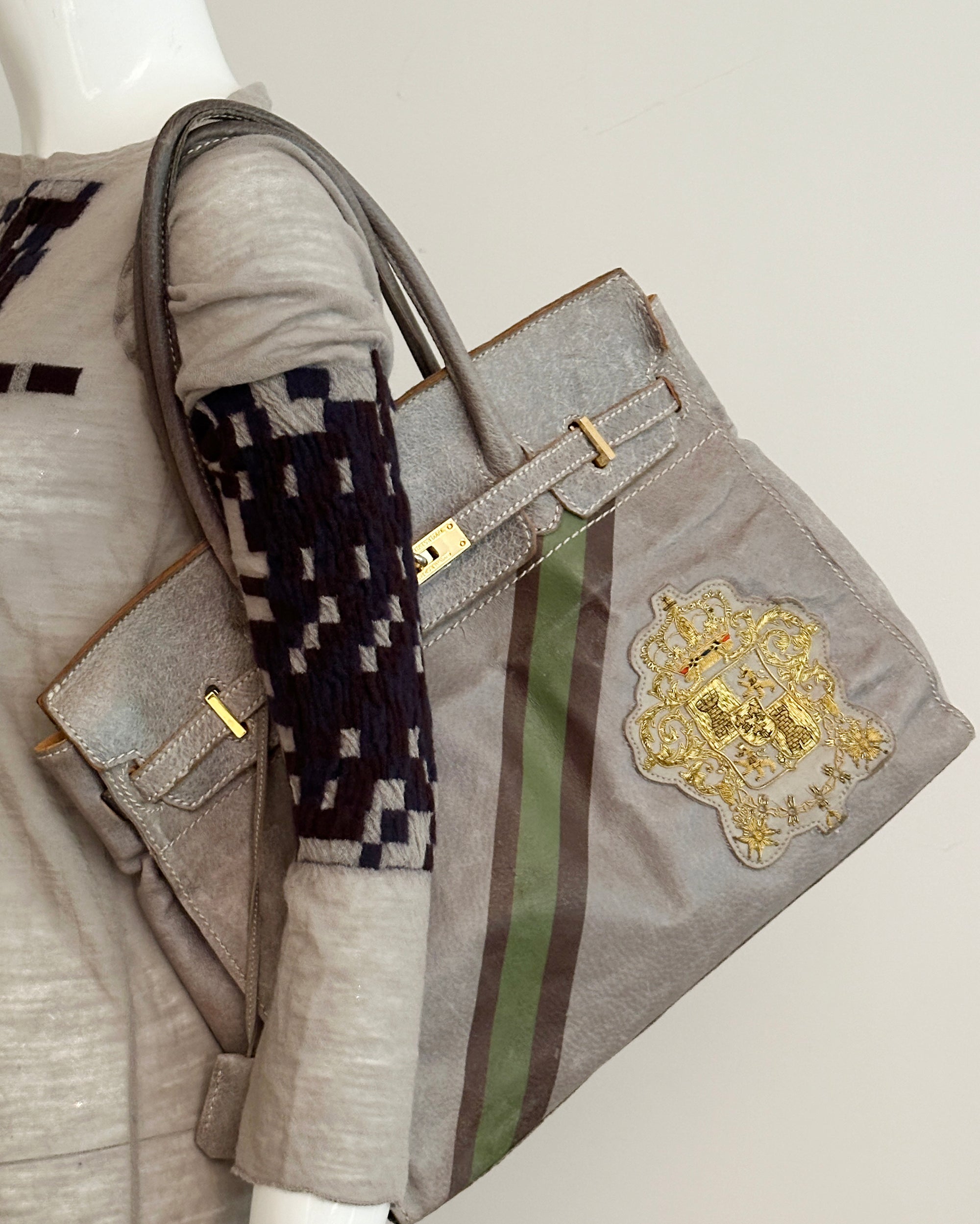 ADMJ Grey Shoulder Bag