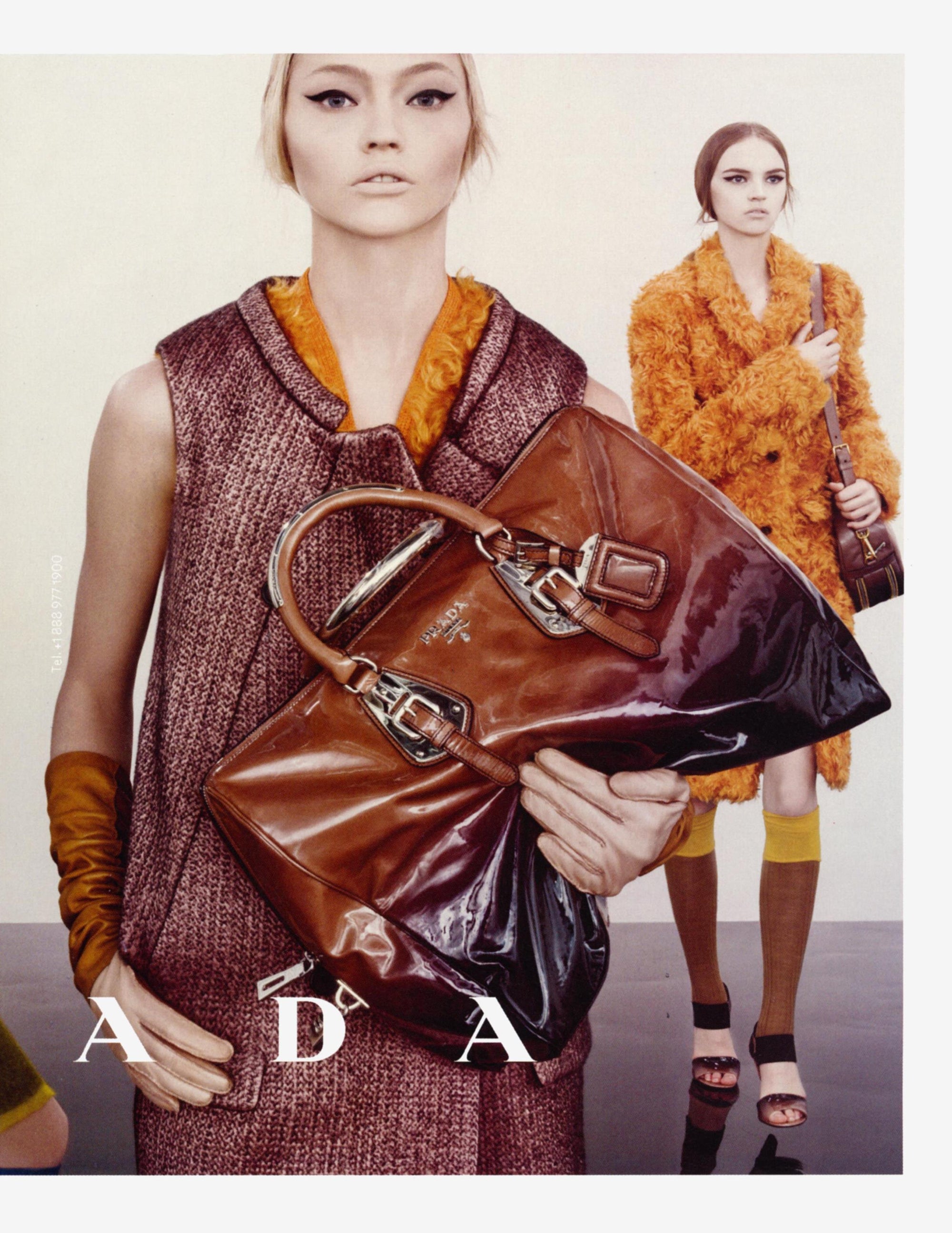 PRADA FW 2007 Leather Gradient Chain Bag