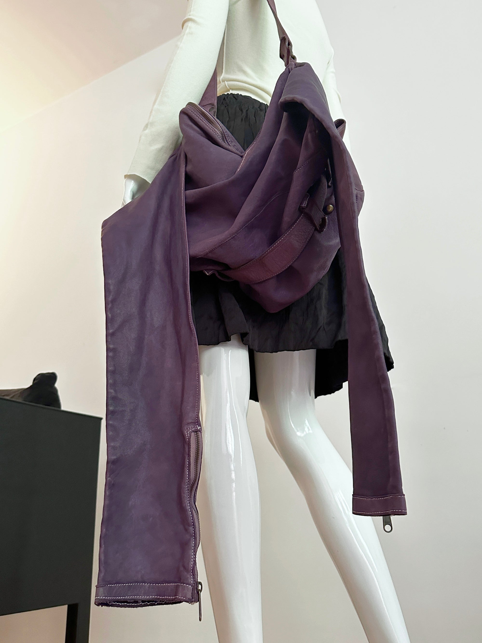 COLLLECTION PRIVÉE Sleeves Leather Bag