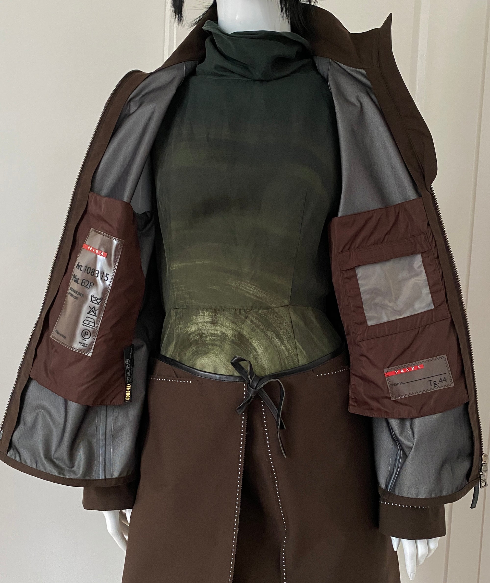 PRADA Gore-tex Set M