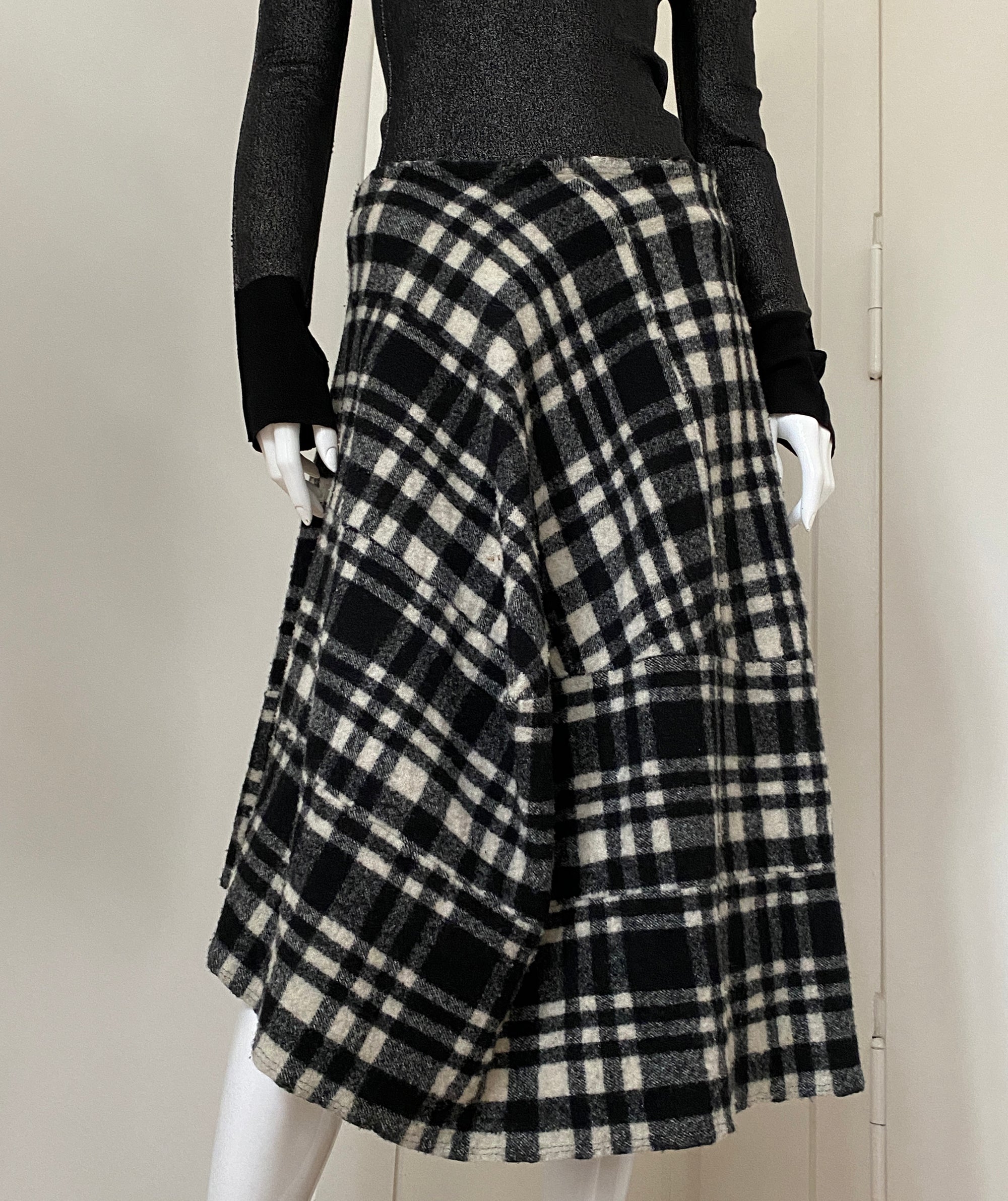 COMME DES GRAÇONS 2007 Wool Skirt S/M