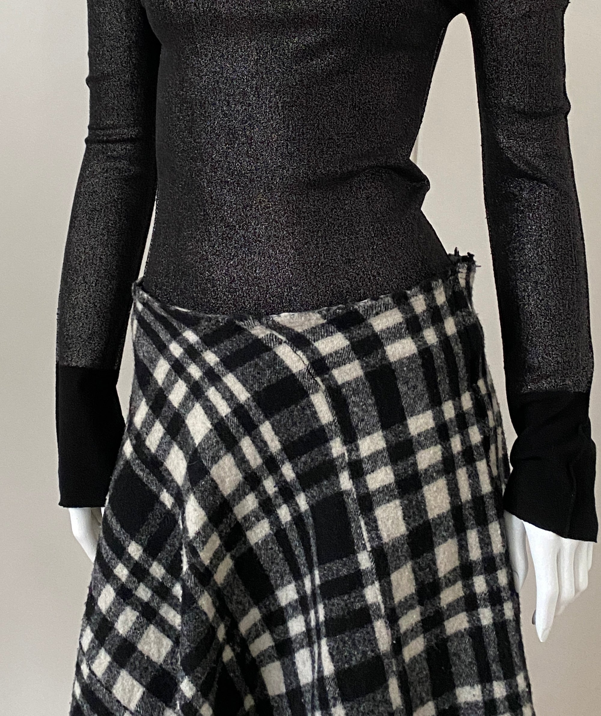 COMME DES GRAÇONS 2007 Wool Skirt S/M