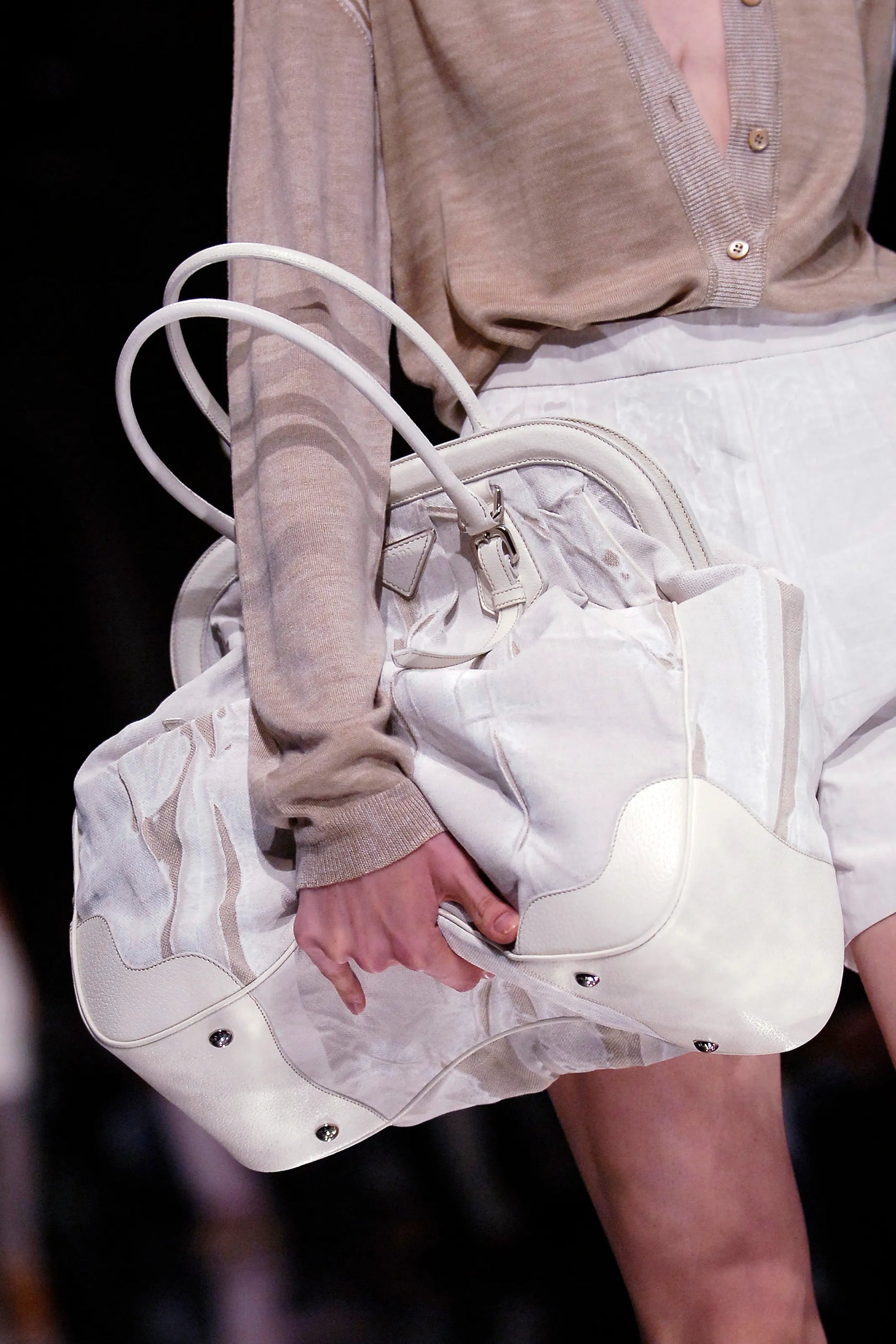 PRADA FW2006 Vitello Daino Antik Leather Tote Bag