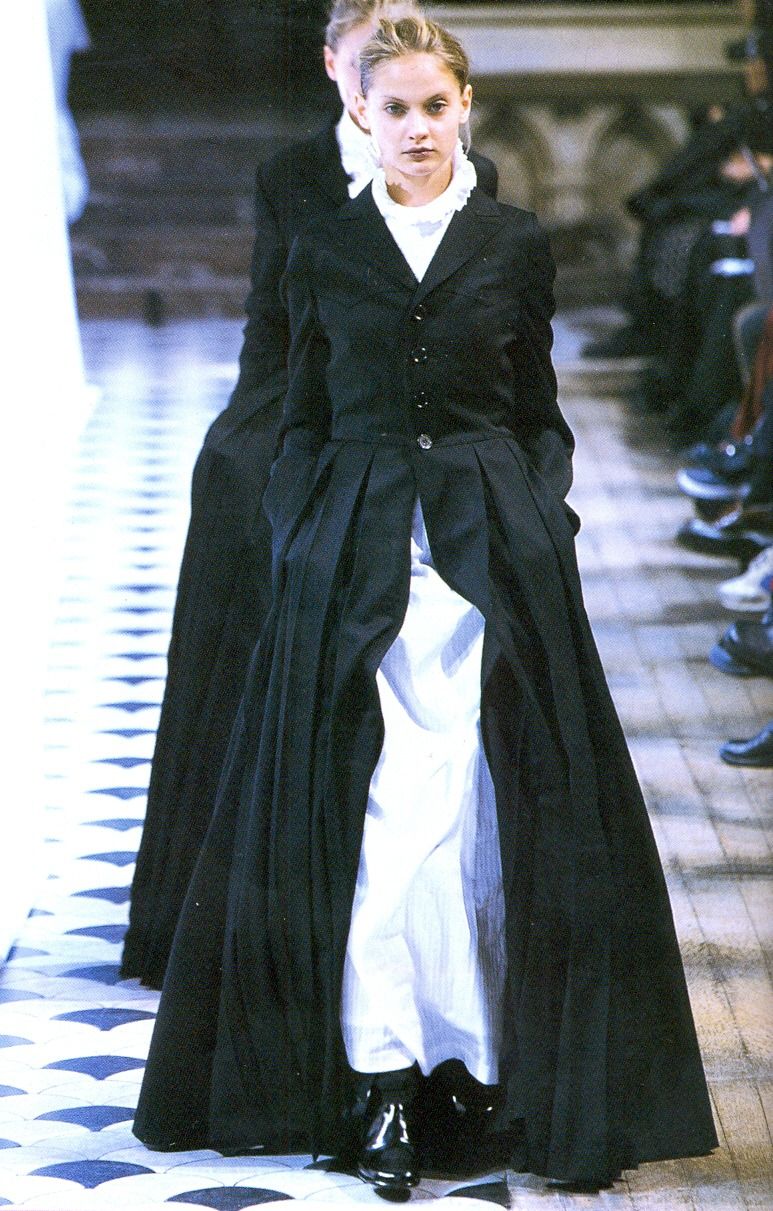 MASAKÏ MATSUSHÏMA Black Cape Top S