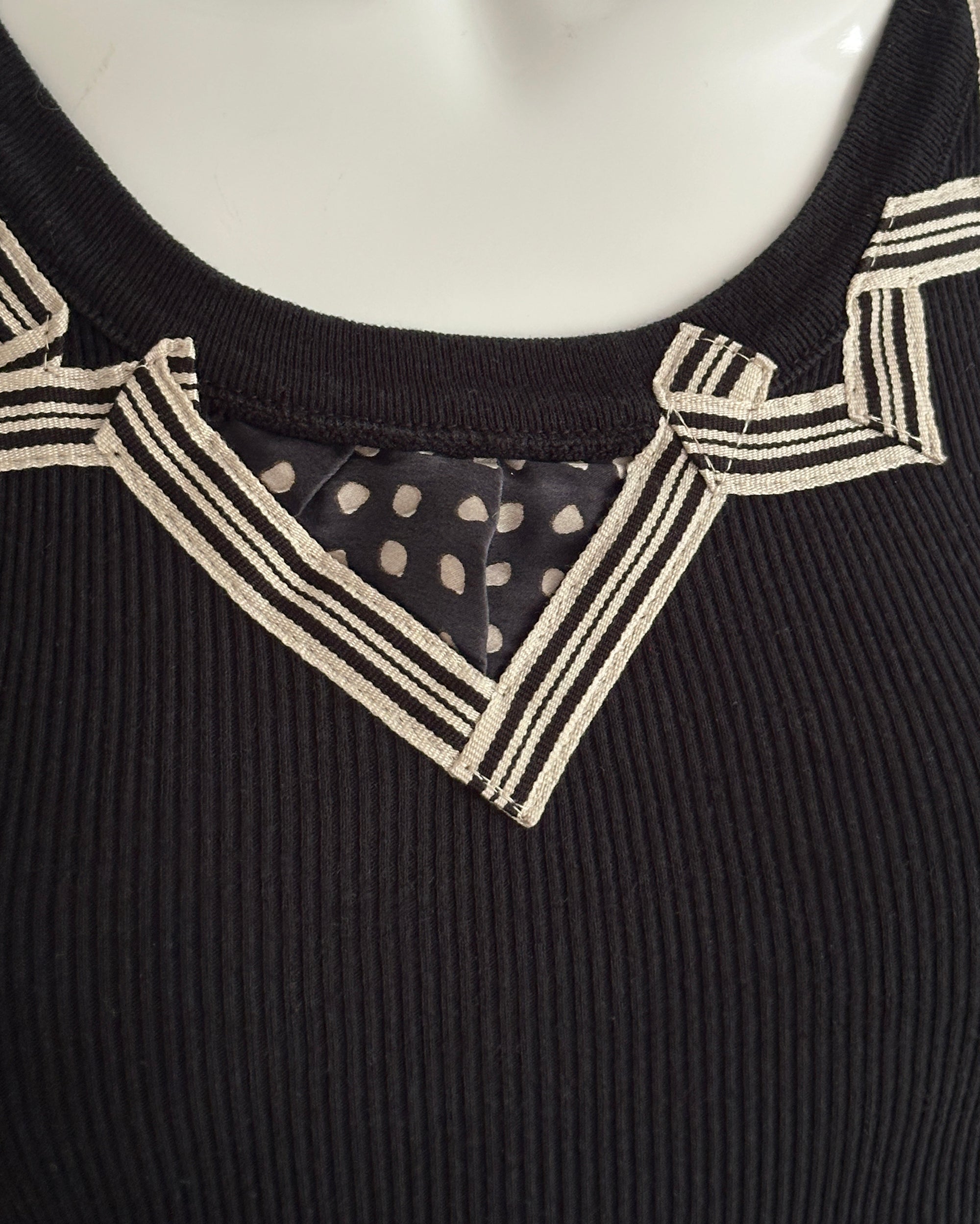 ANTONIO MARRAS Black Applique Tank Top XS