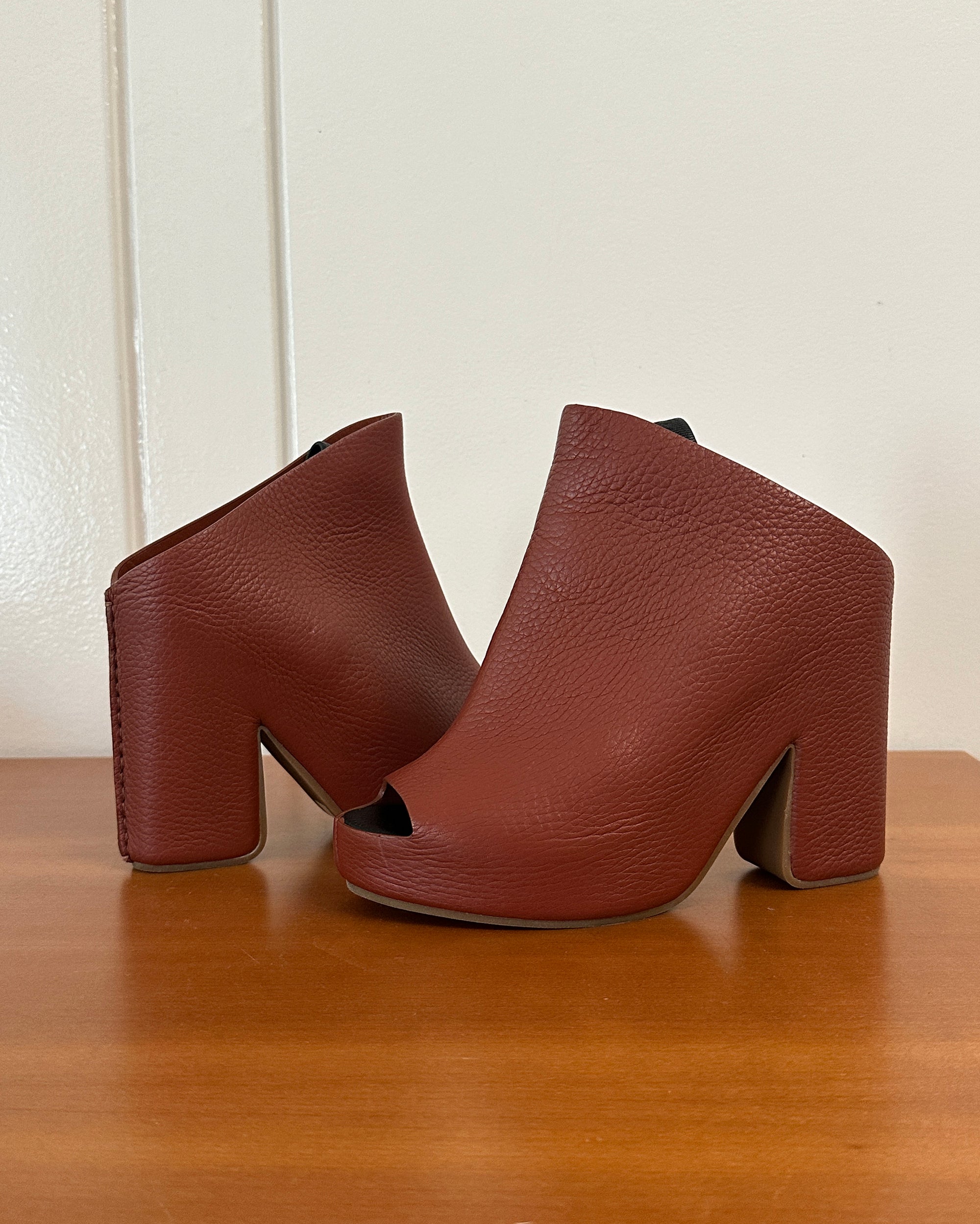 BALENCIAGA Open Toe Slingback Heels 37