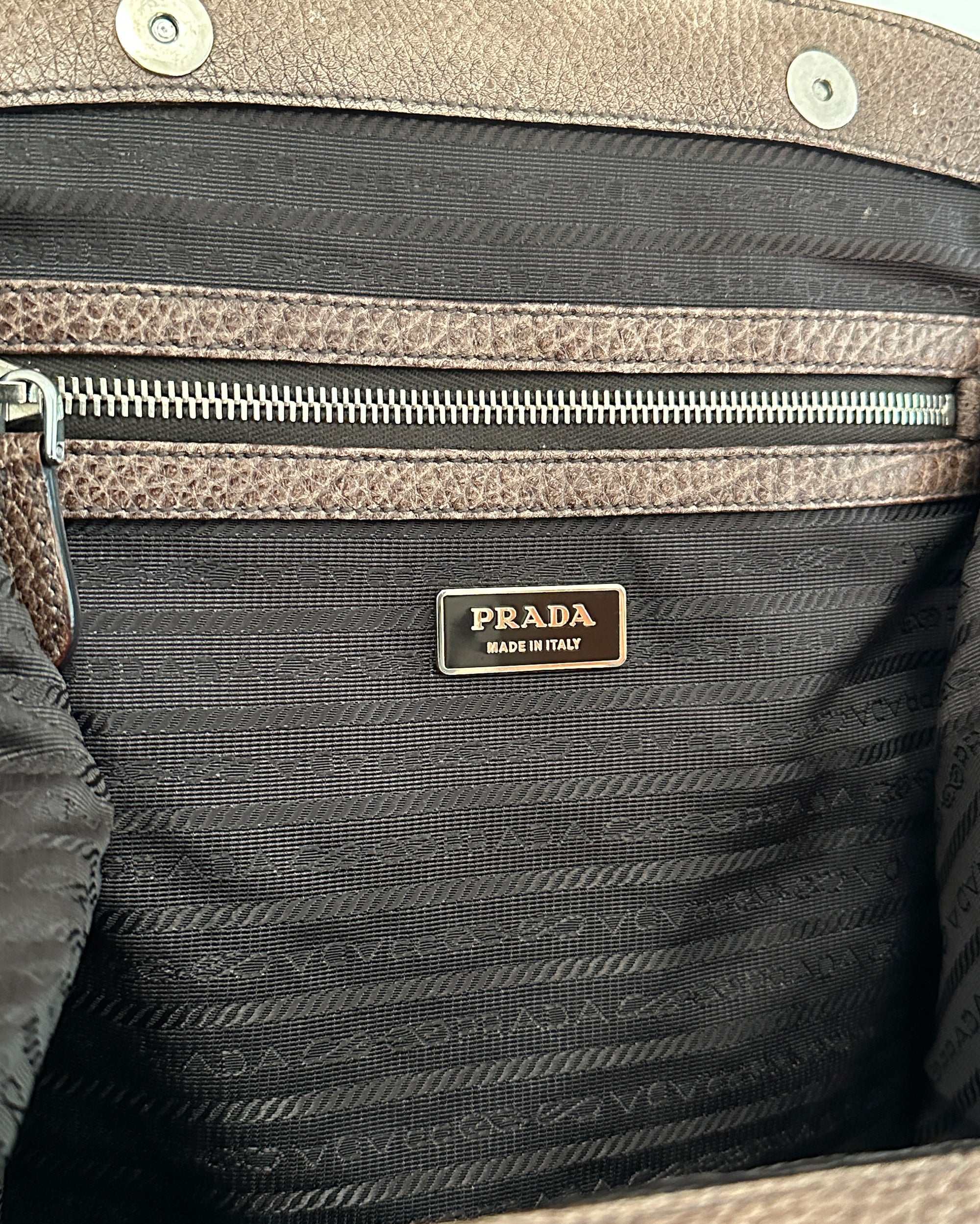 PRADA FW2006 Vitello Daino Antik Leather Tote Bag