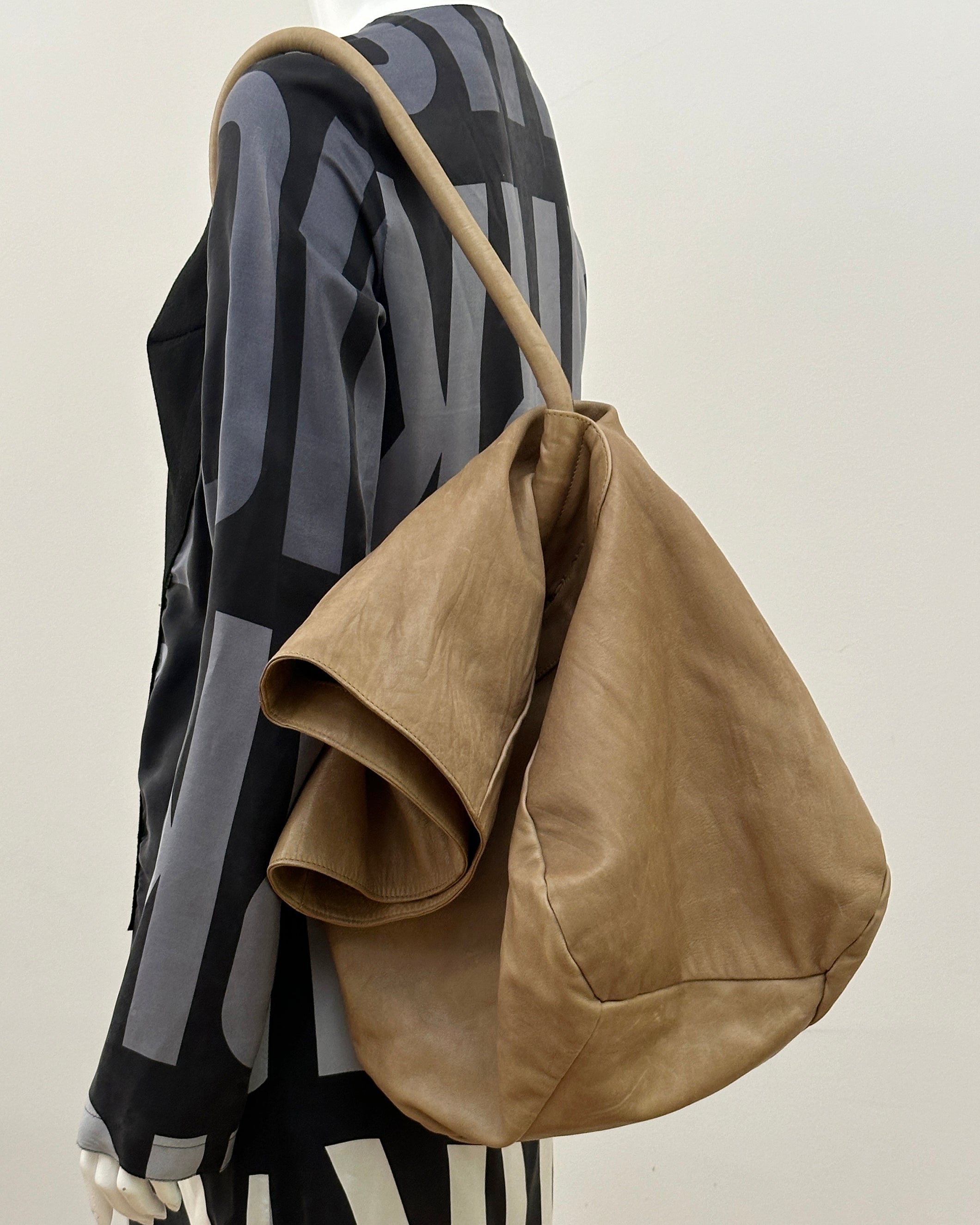 ARISTOLASIA Leather Sack Bag