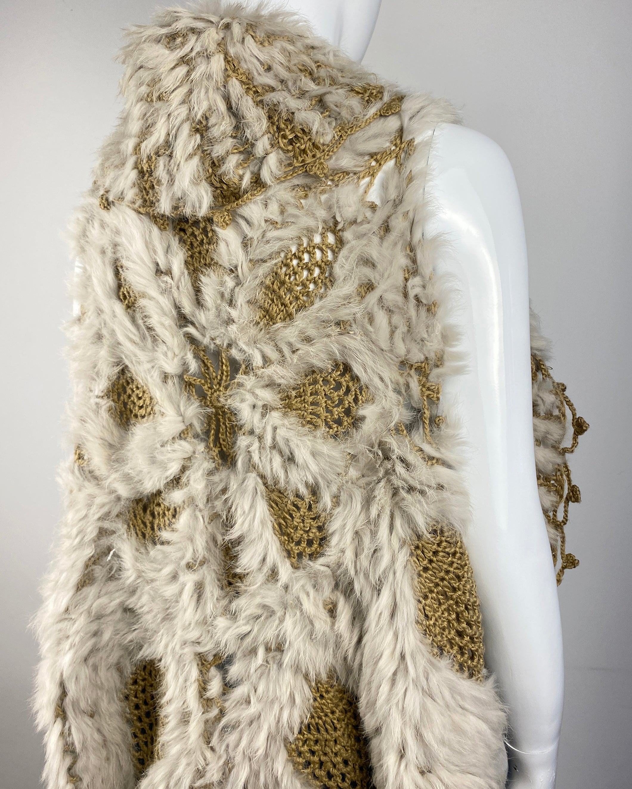 ROSE BUD Fur Vest OS – Archive Club